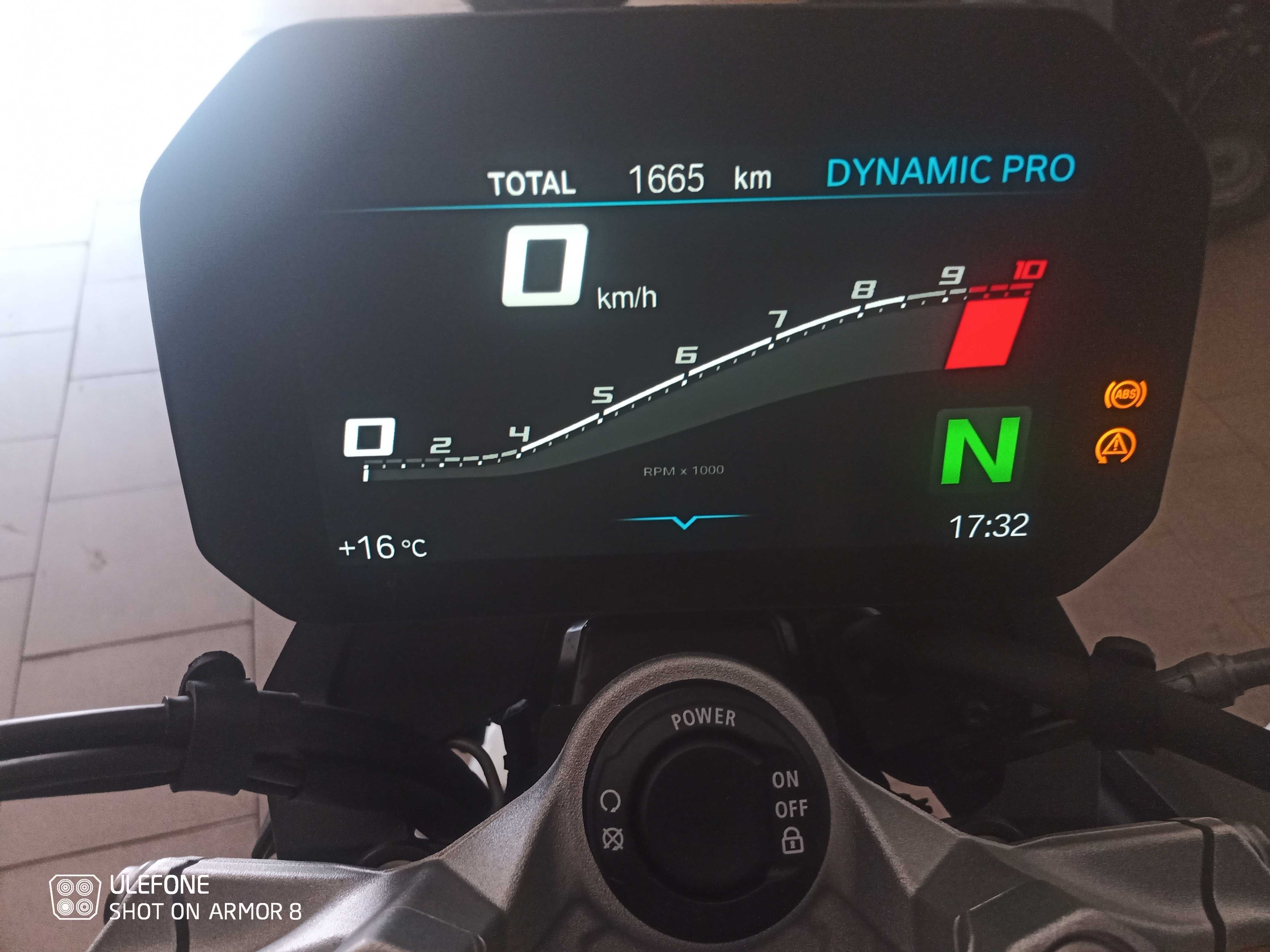 BMW F900r sport vendo ou troco