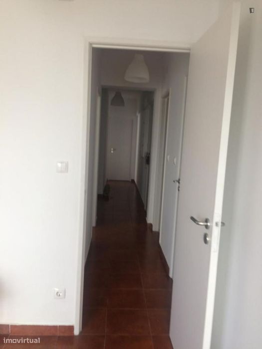 Quarto - localizado em Lisbon