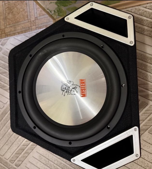 Продам сабвуфер MYSTERY MTB-309A