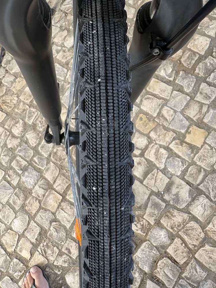 Bicicleta Trekking Riverside 500