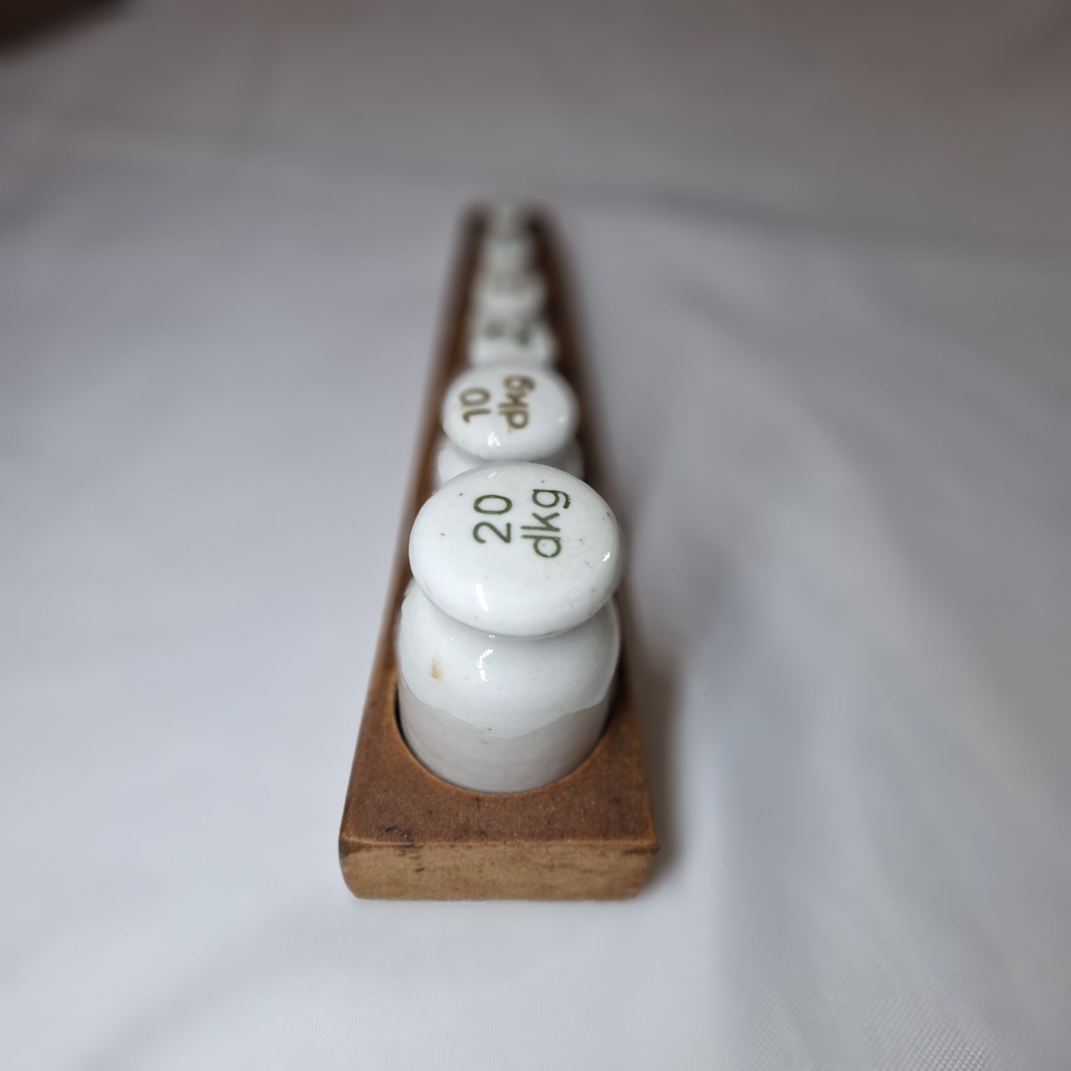 Odważniki porcelanowe komplet
