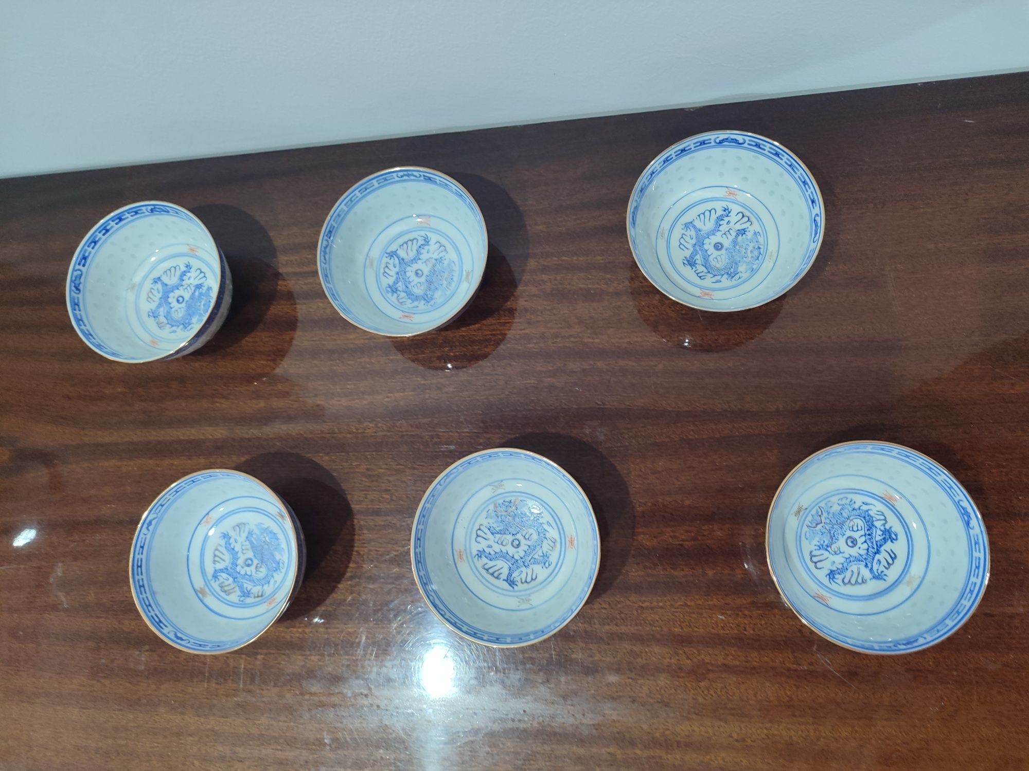Taças de porcelana chinesa