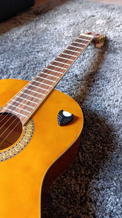 Gitara klasyczna do nauki gry