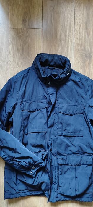 Reserved męska kurtka zimowa L
rozmiar L
Długość całkowita 78cm
Szerok
