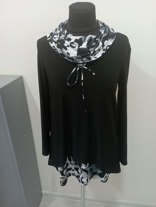 Дуже красива кофта, 46-48 розмір