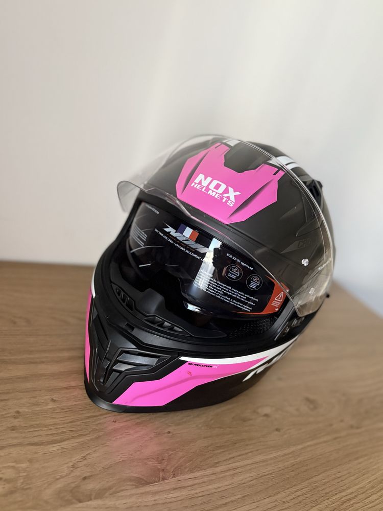 Kask motocyklowy damski NOX M 57-58cm z blendą nowy