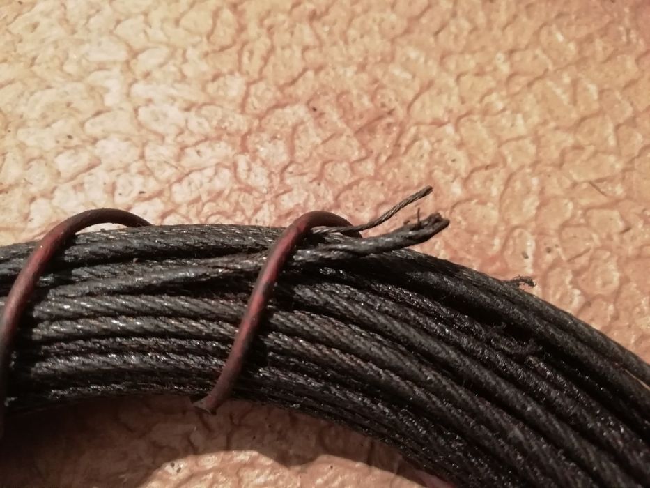 Тросик стальной 2,5 мм канат