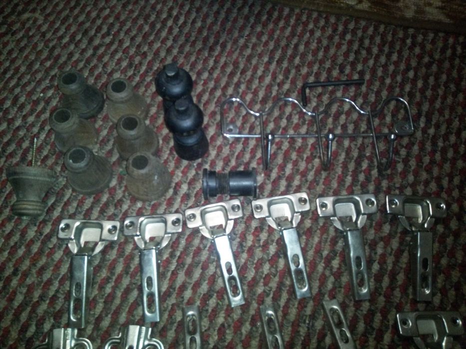 Форнітура к мебелі.Завіси.Новие.