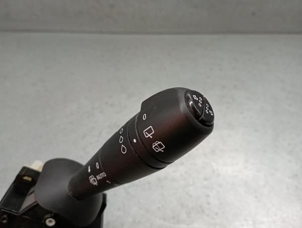 Manípulo do limpa vidros RENAULT Clio IV Grandtour (KH_)