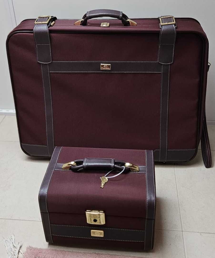 Mala + necessaire da marca Modarte nunca usados