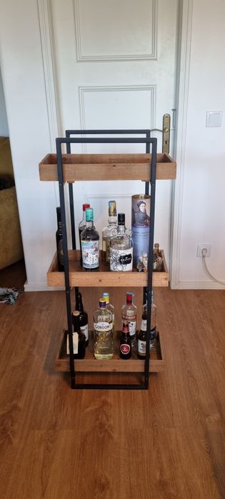 Estante com 3 prateleiras