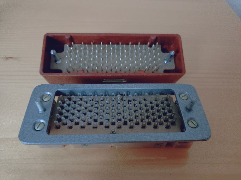 Роз'єм, вилка та розетка 6Р-100