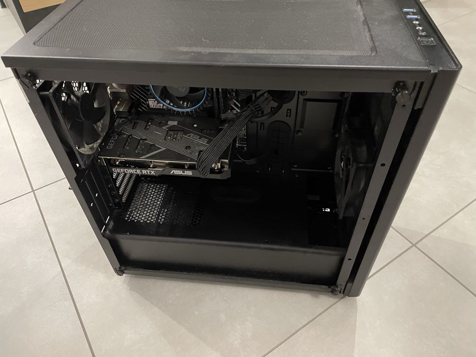 Komputer stacjonarny