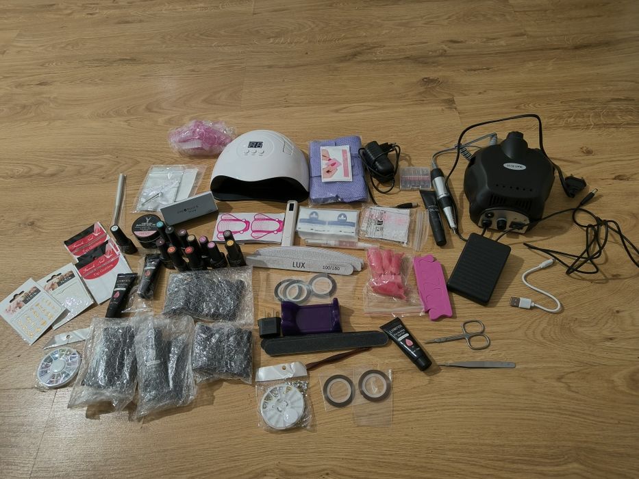 Zestaw do robienia paznokci