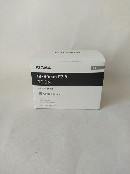 Об'єктив Sigma AF 18-50mm f/2,8 DC DN C (Canon RF) НОВИЙ