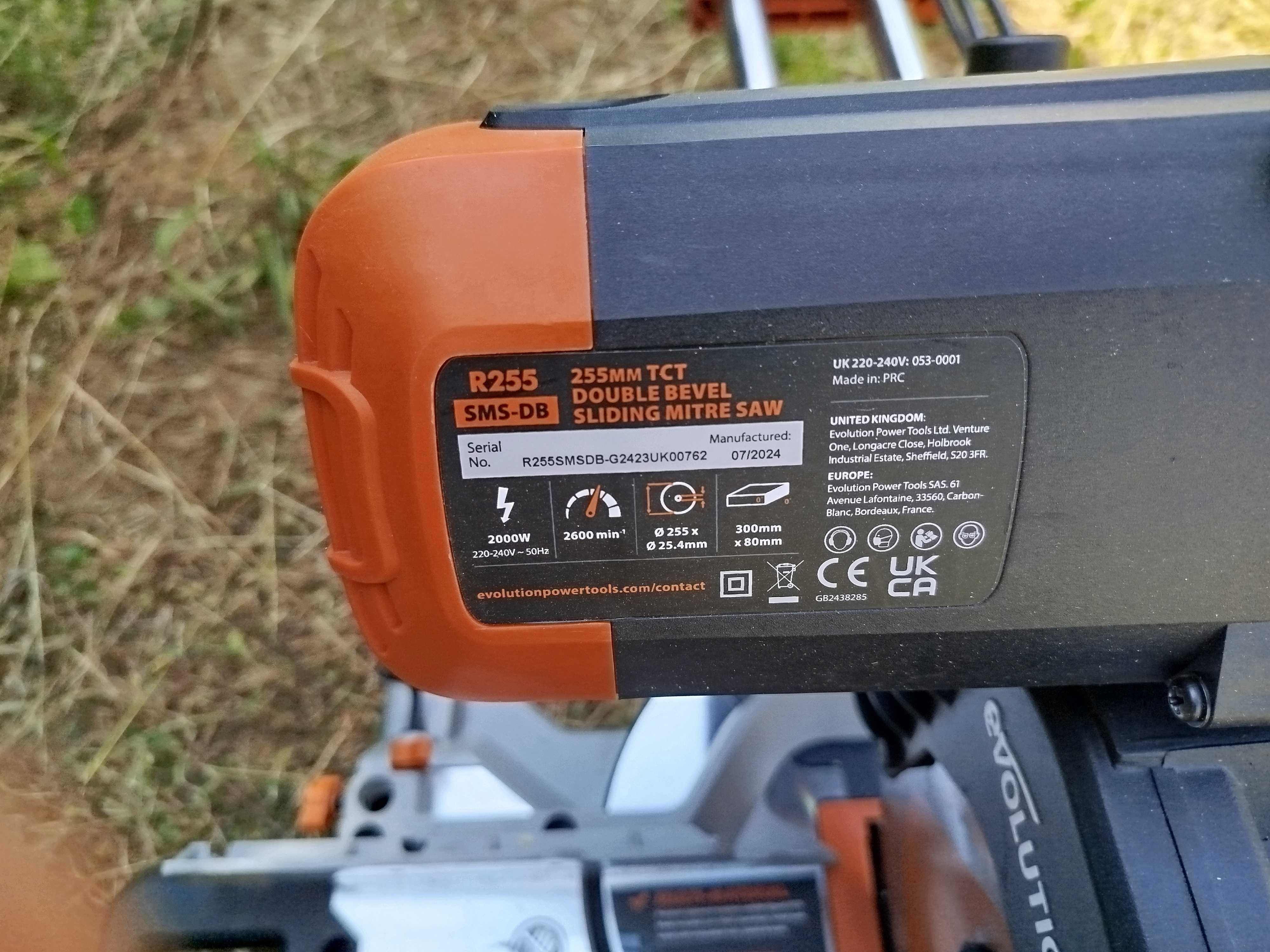 Piła ukośnica z posuwem Evolution 255 R255 SMS DB +