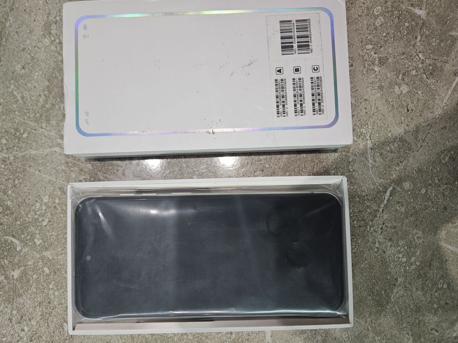 Продам телефон на 2 sim F50 PRO 12 GB 512 GB