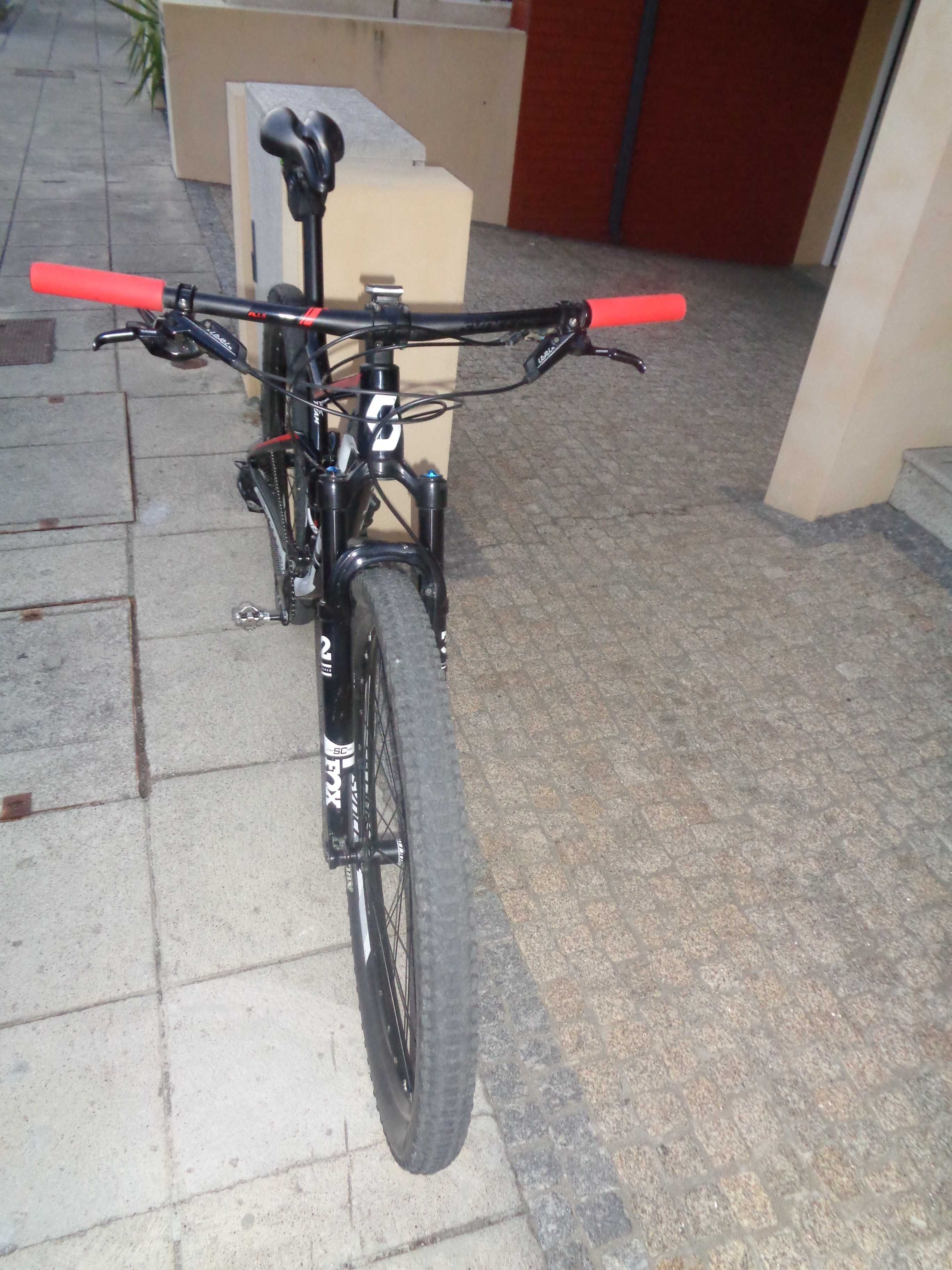 Bicicleta Scott RC Spark 900, Quadro L em carbono, como nova….