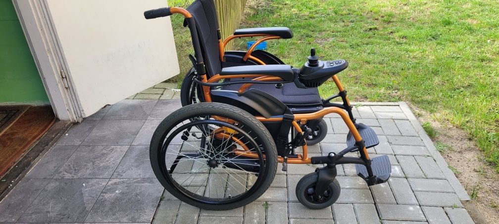Wózek inwalidzki elektryczny