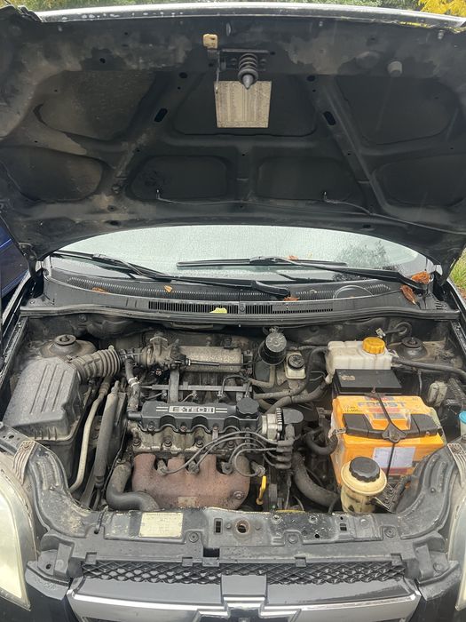 Chavrolet aveo t250 2008 года в хорошем состоянии не гнилая не ржавая