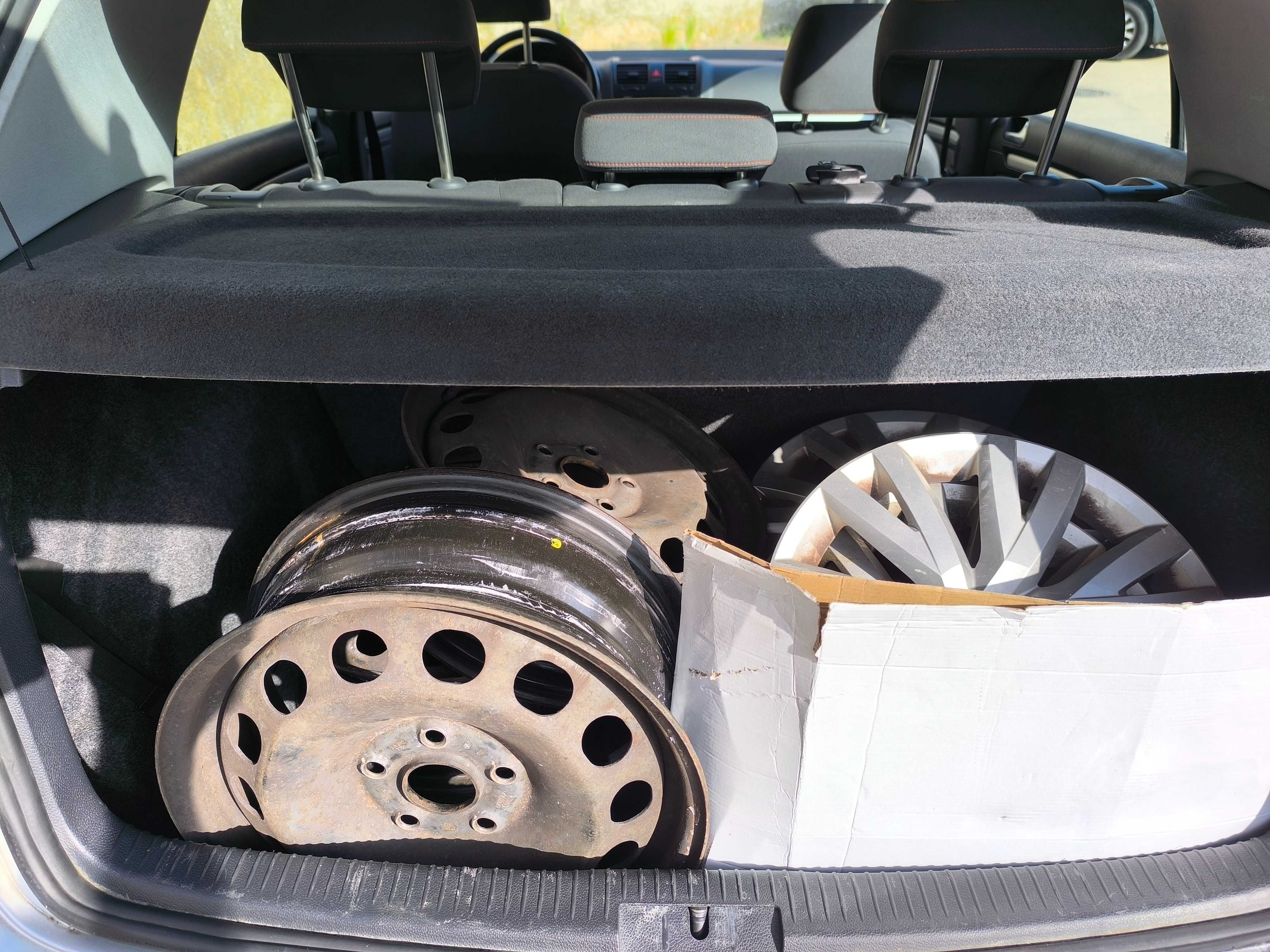 VW Golf V 1.6 102KM Klima Alus Super stan