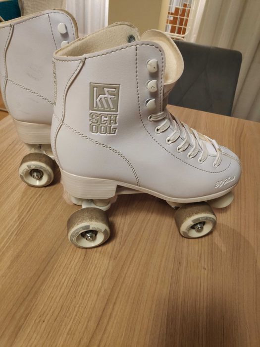 Wrotki rekreacyjne model School PPH firmy KRF rozmiar 39