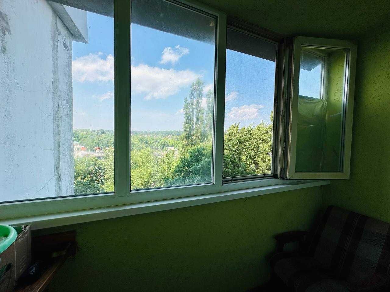 Продаж 1 кімнатної квартири Оболонський район, вулиця Полярна б.3