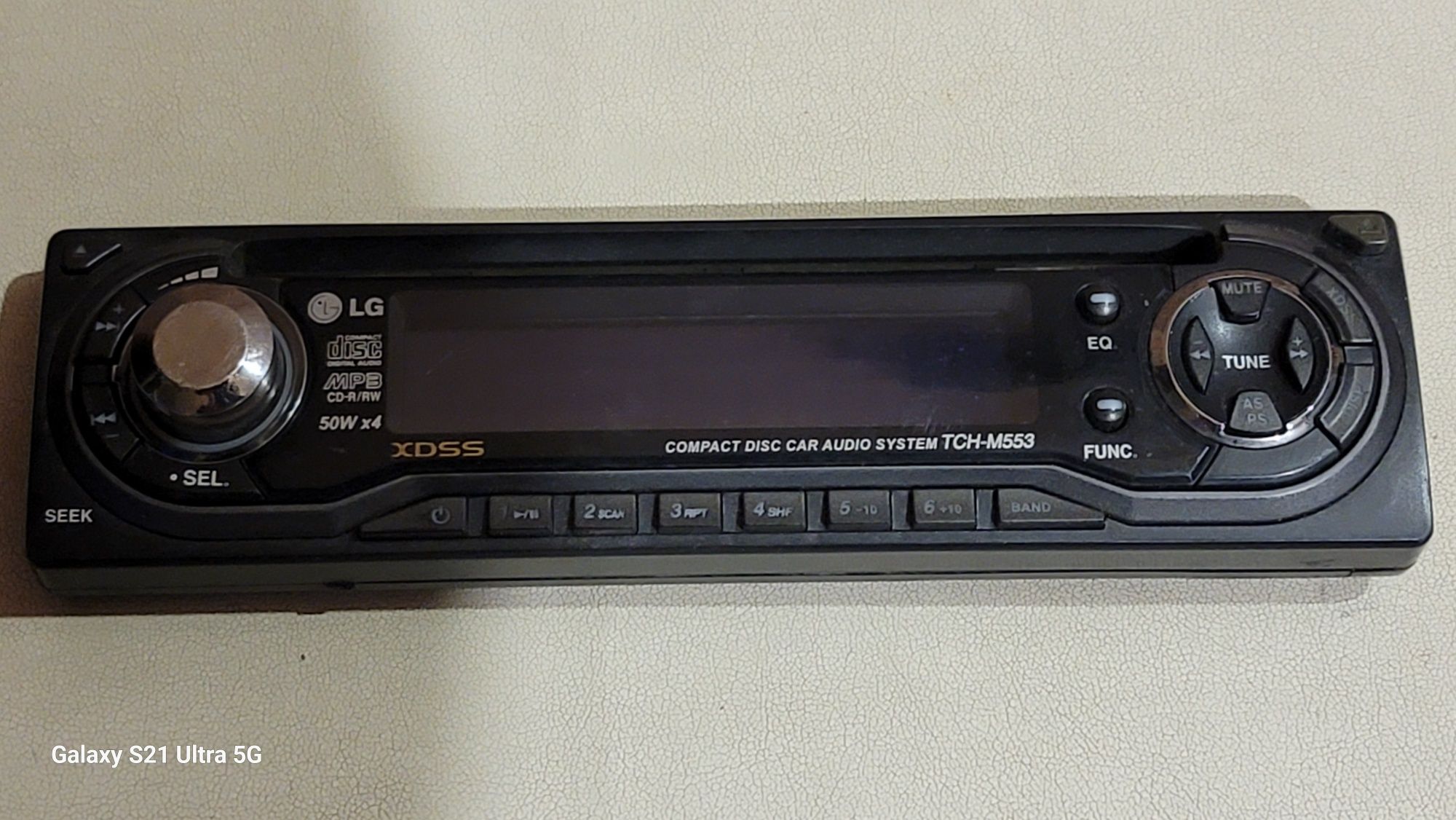 Панелька от автомагнитолы LG TCH-M553
