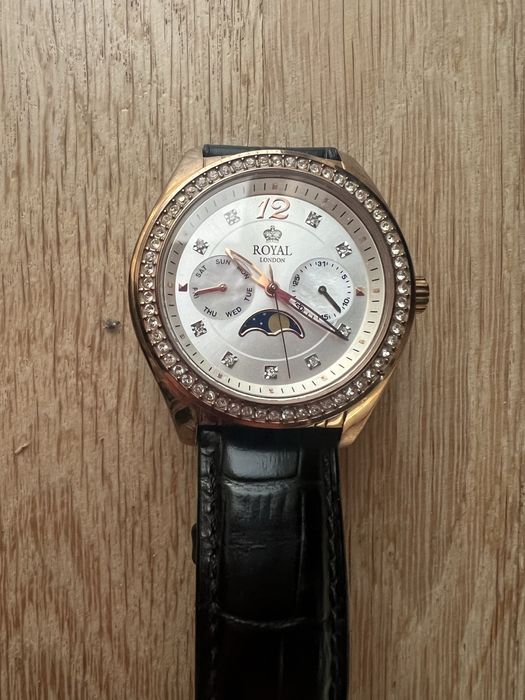 Годинник Royal London