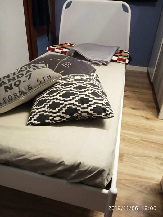 Łóżko 90/200  młodzieżowe ikea