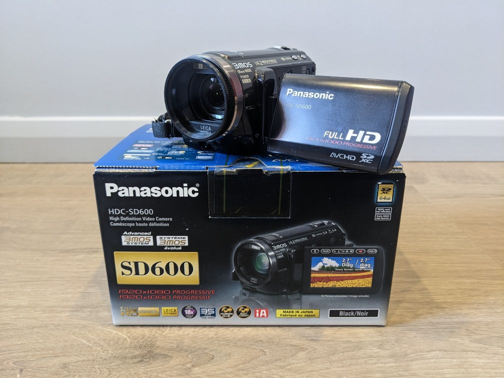 Відеокамера Panasonic HDC-SD600