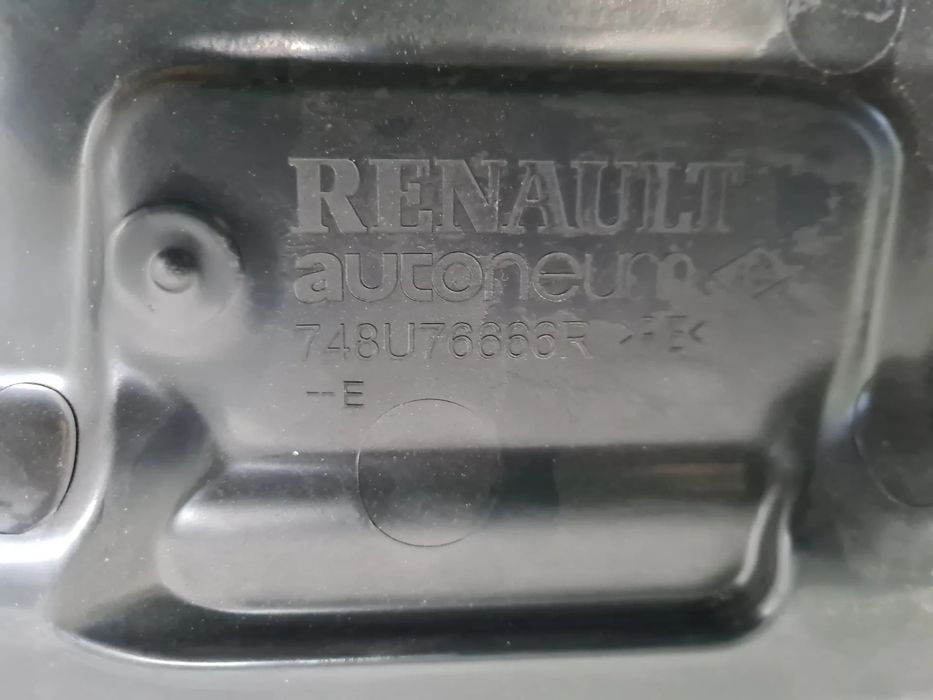 Blindagem inferior da carroçaria RENAULT Clio V (BF_)