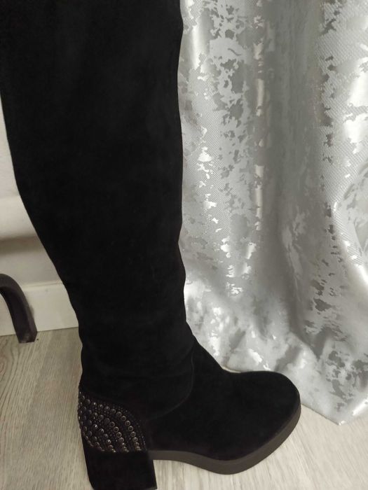 Чоботи зимові,Лотіні 39 р