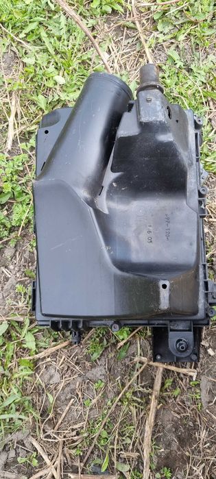 Obudowa filtra powietrza opel insignia a 2.8t