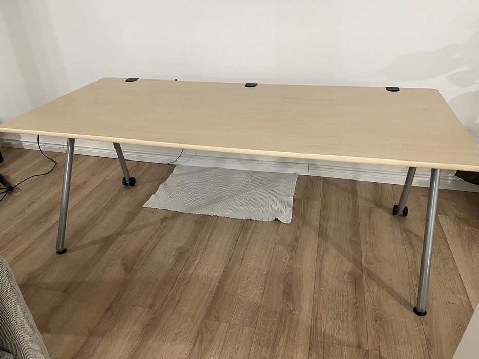 Duże biurko 180x80cm