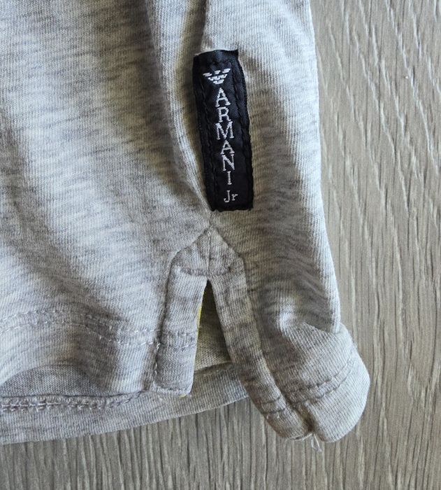 T-shirt Armani Junior 12 anos