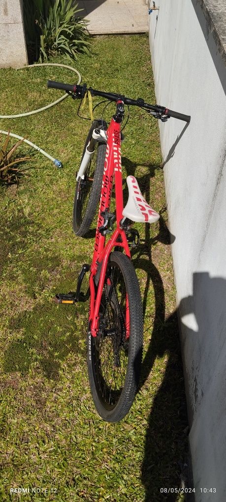 Bicicleta BTT Mondraker phase