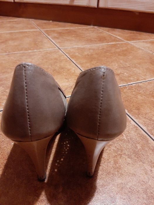 Szpilki czulenka pantofle na platformie