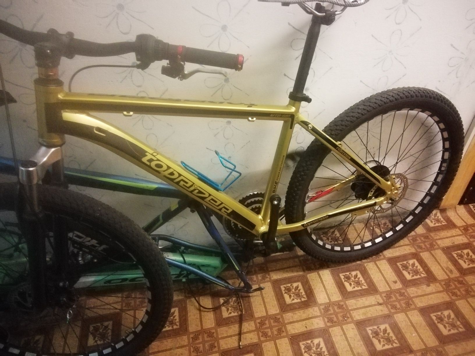 Велосипед OSKAR queena 26
