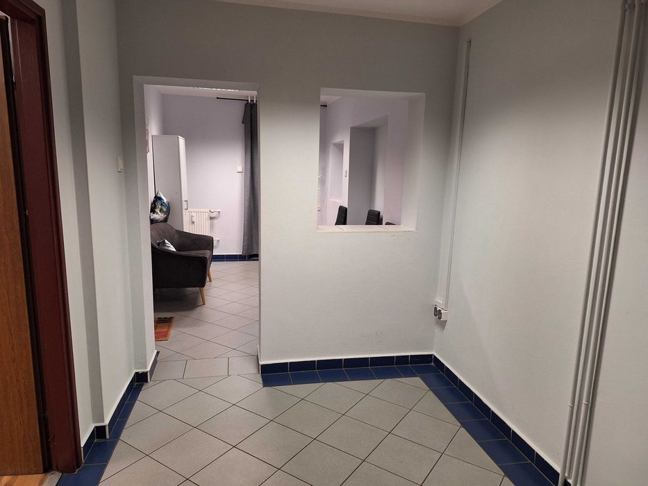 Lokal biurowo-usługowy na Nowym Dworze {30m2} 1550 zł