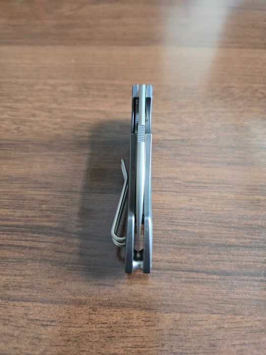 GiantMouse ACE Biblio Titanium Green Micarta M390