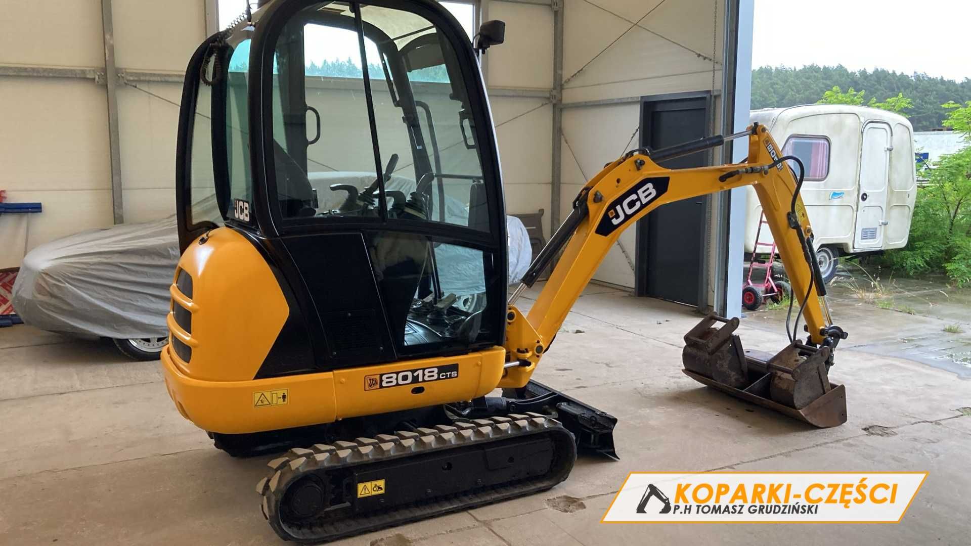 Mini koparka JCB 8018, skarpówka hydrauliczna 3 łyżki 2012 rok z Danii