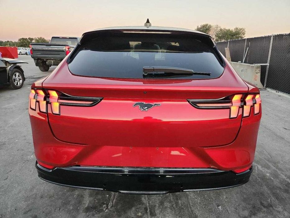 Ford Mustang Mach-E Premium 2023