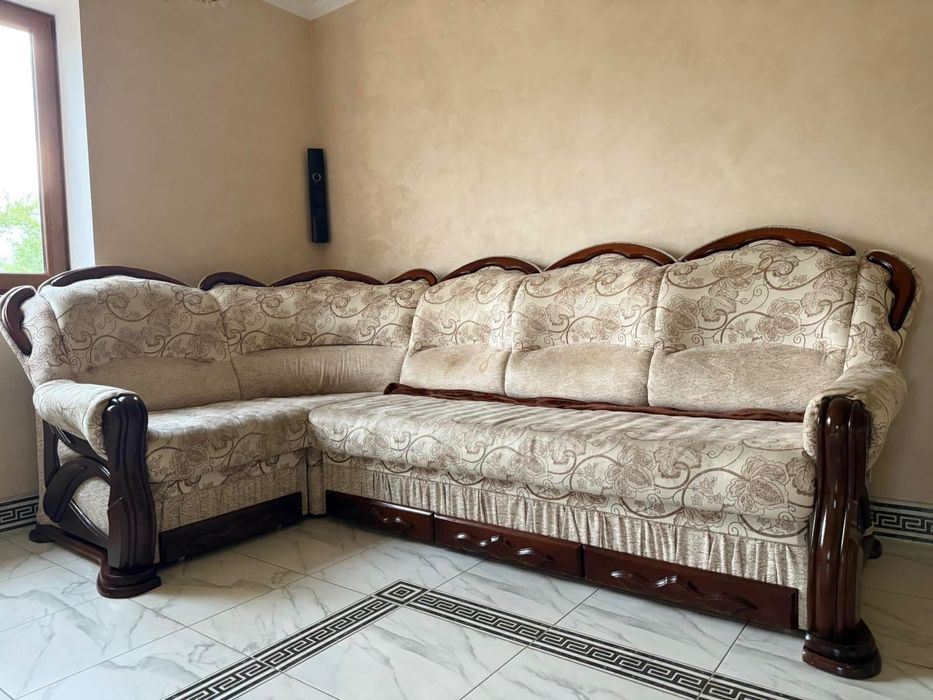 Продам кутовий диван шекспір