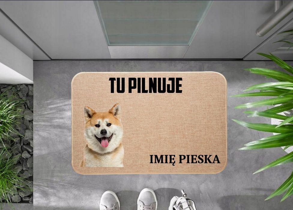 lniana wycieraczka wejściowa tu pilnuje + imię pieska shiba inu