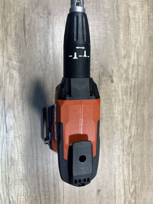 Шуруповерт по гіпсокартону hilti