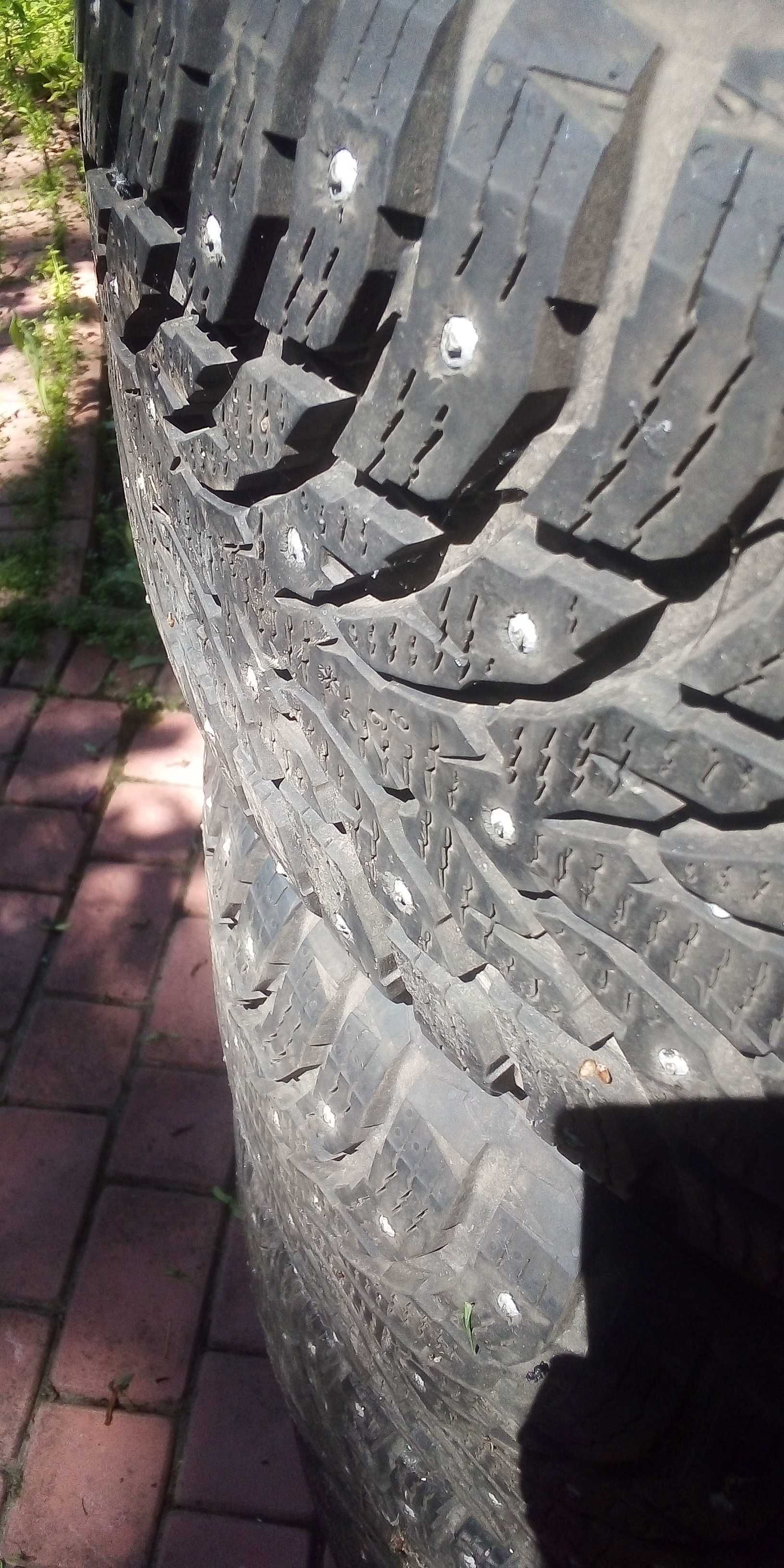 Шини Nokian Hakkapeliitta 9 SUV 255/55 R18 109T (шип)