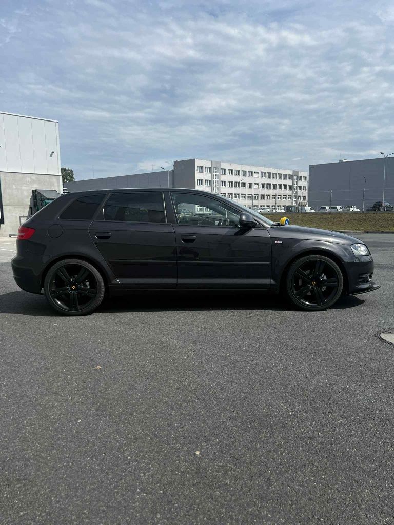 Audi A3 8p sportback LIFT 1.6 MPI benzyna + LPG S-line  zadbana skóra
