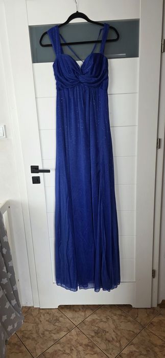 Piękna sukienka długa
