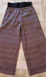 Calça larga e curta de inverno